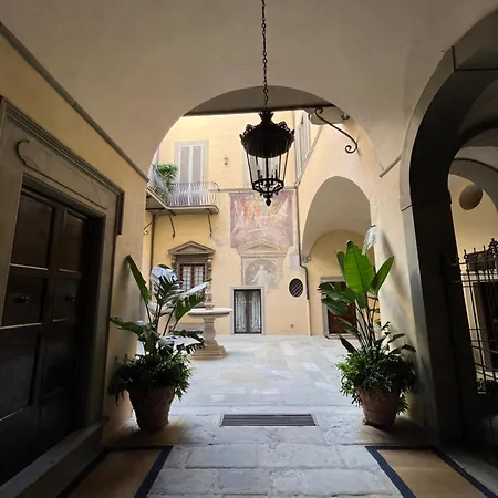 Appartamento In Centro Storico-Borgo Albizi 27-3